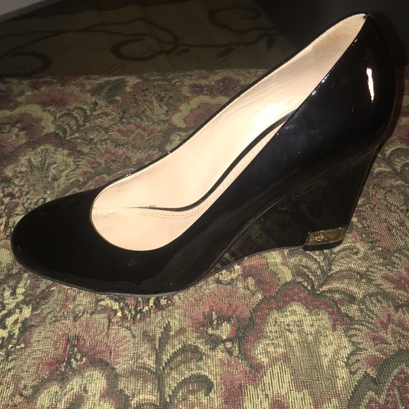 SOLD - Authentic Tory Burch Black Wedge (Pumps) - Picture 10 of 16
